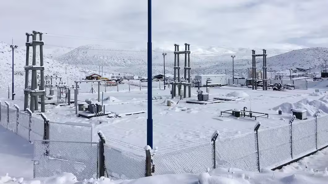 Umspannwerk + 33-kV-Freileitung